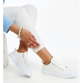 Eduards vita tyg sneakers 1