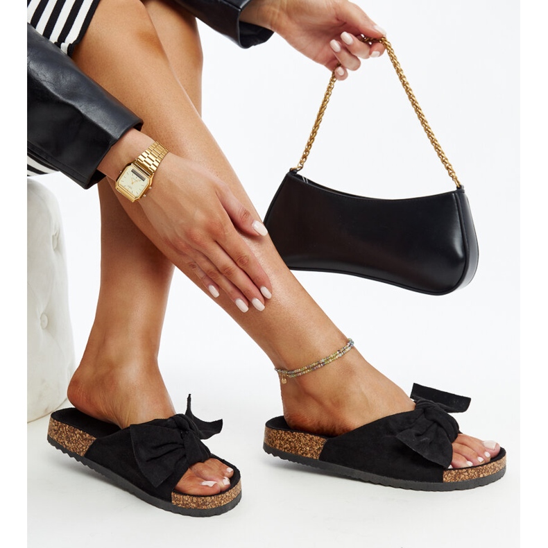 Svarta tofflor med Giova korksula 1