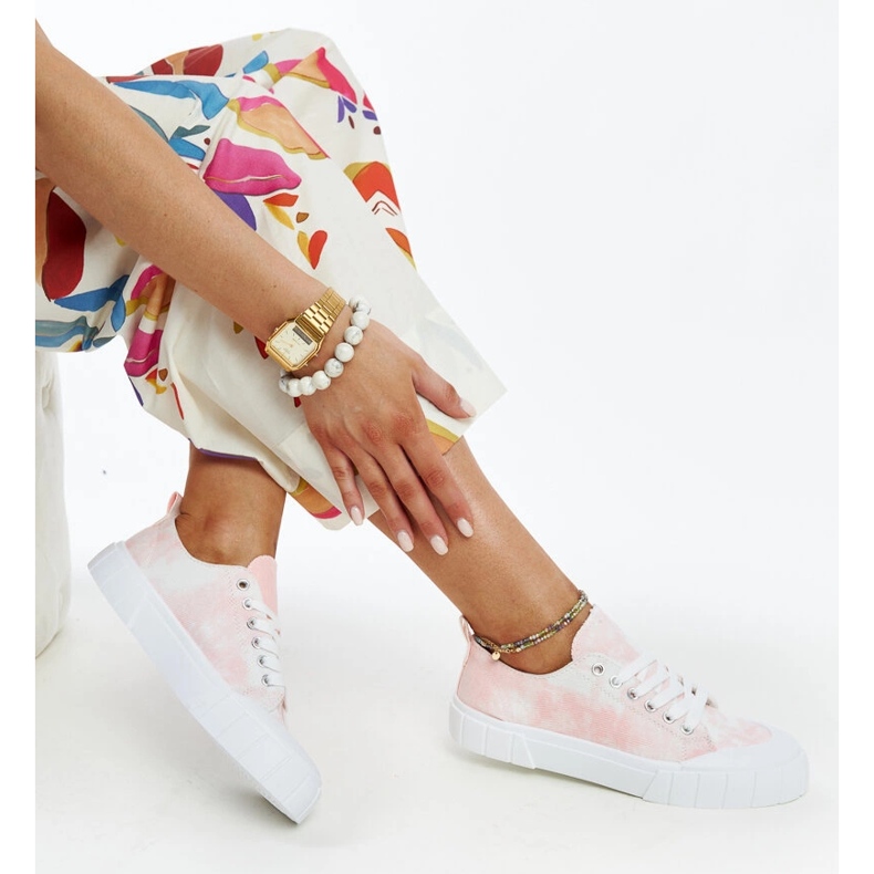 Rosa Jerina tyg sneakers 1