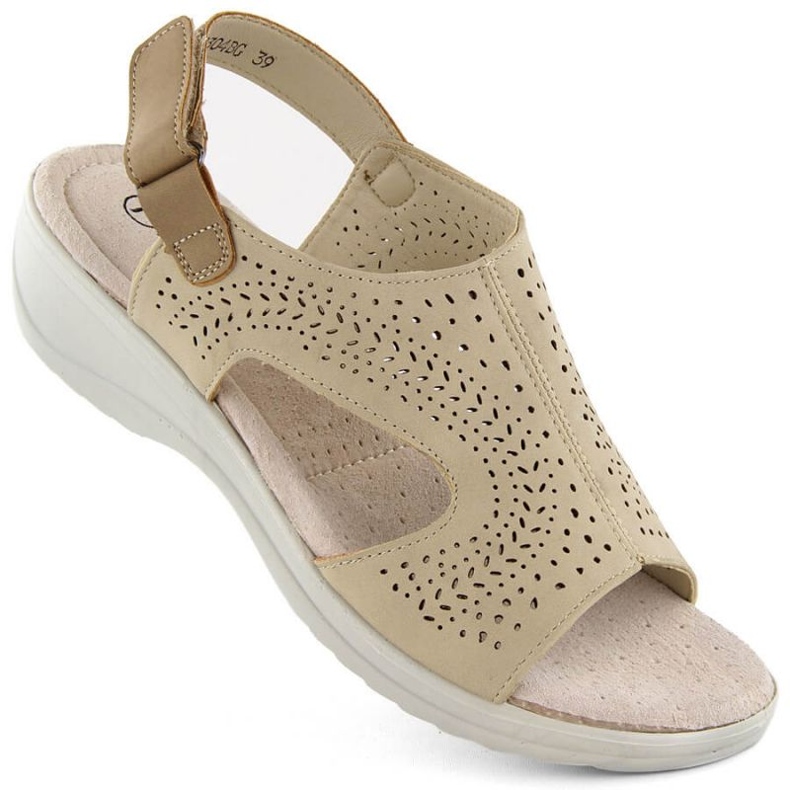 Genombrutna sandaler med kardborre Potocki W WOL239 beige 1