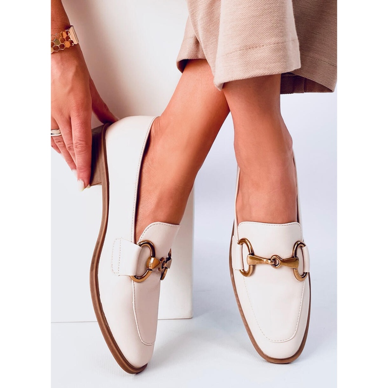 Jonna Beige loafers dam 1