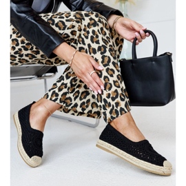 Svarta broderade Seila espadrillor 1