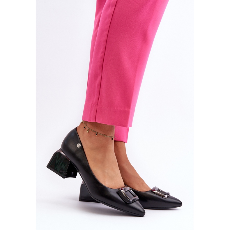 Vinceza Blockklackade pumps med dekoration, Eco Leather, Black Sarala svart 2