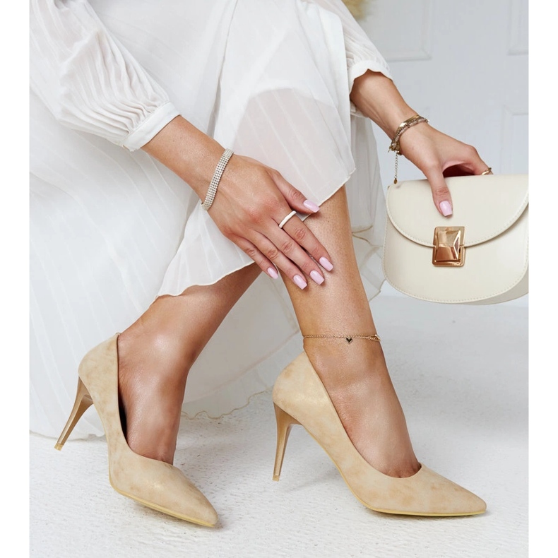 Guldmetallic högklackat med en lädersula från Soissons gyllene 1