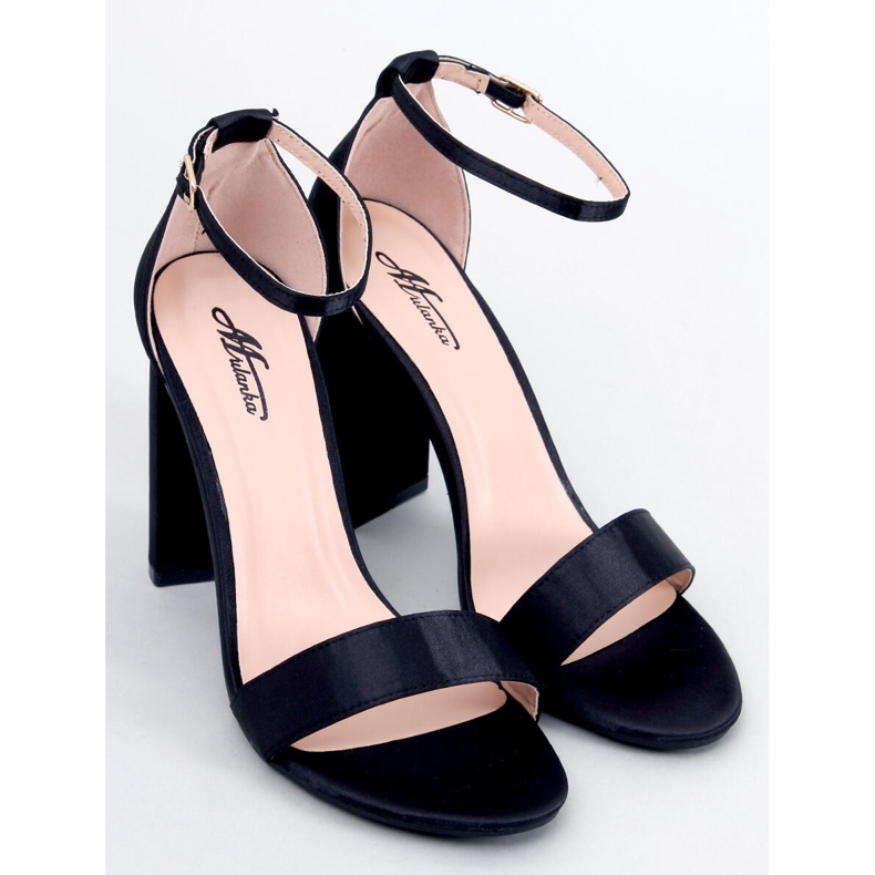 Sandaler på stolpen Ranae Black svart 1