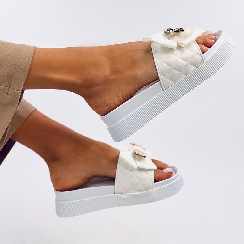 Brandis Vita gyllene nallebjörnsflip flops 1