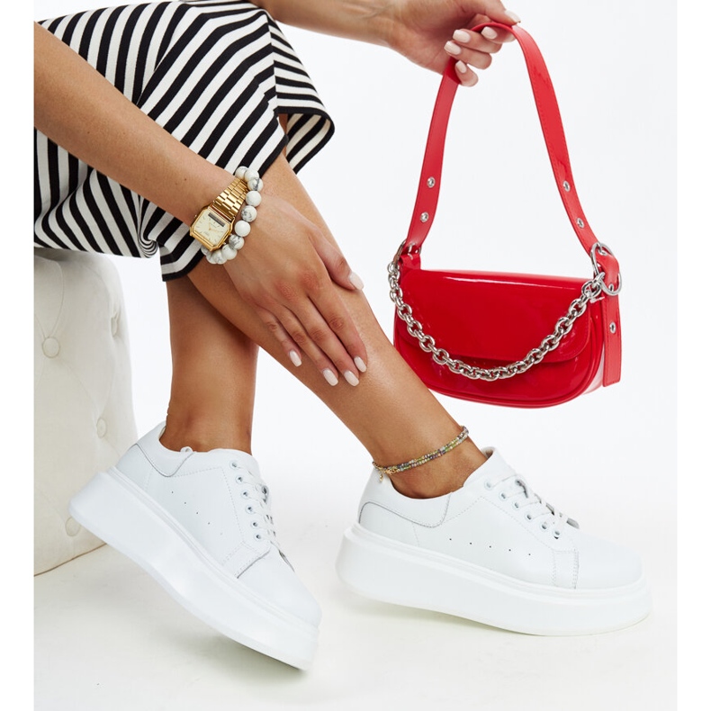 Sneakers i vitt läder 1