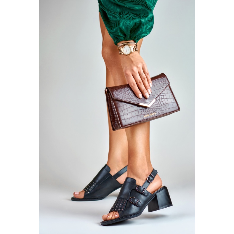 La.Fi Svarta sandaler med nitar 1