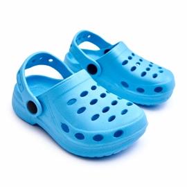 Ljusblå skum flip flops 1