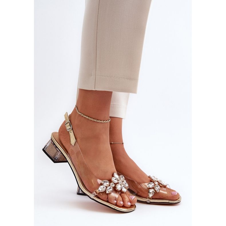 Genomskinliga sandaler på ett guldblock S.Barski MR38-W1 gyllene 2