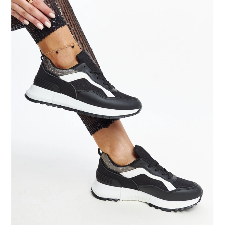 Svarta platåsneakers med Evelia glitter 1