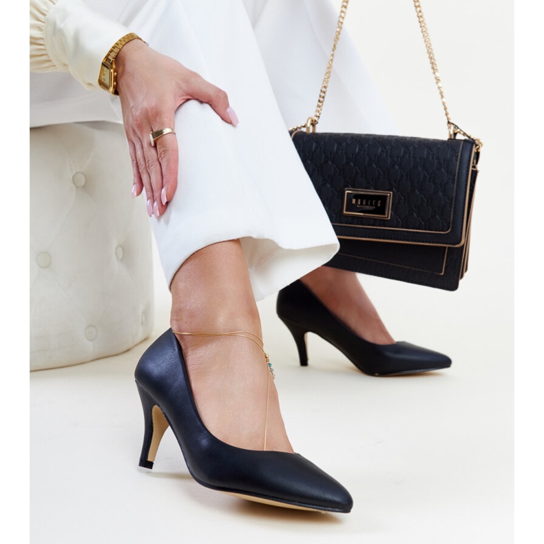 Svarta höga klackar med Hafa-läderinlägg 1