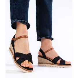 Svarta kilsandaler för kvinnor 2