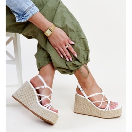 Vita Mara kilsandaler 1