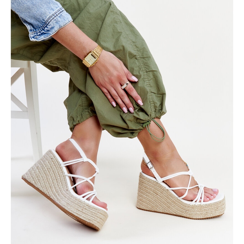 Vita Mara kilsandaler 1