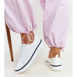 Vita och svarta genombrutna Biserka sneakers 4