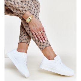 Vita Hagara sport sneakers 1