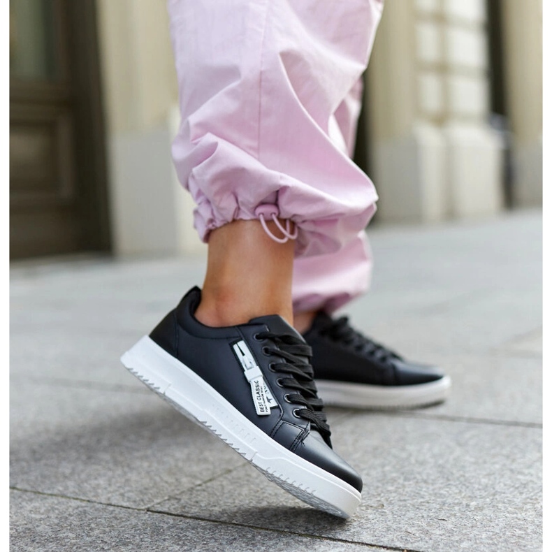 Svarta Brecht eco läder sneakers 2