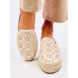 Rigois Beige genombrutna espadrillor 1