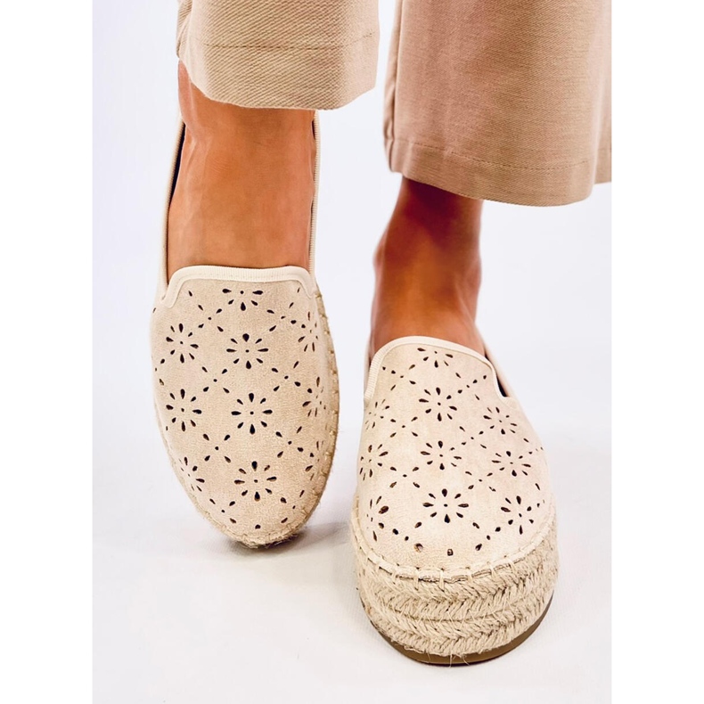 Rigois Beige genombrutna espadrillor 1