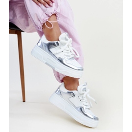 Vita och silver Lengyel sneakers med hög plattform 1