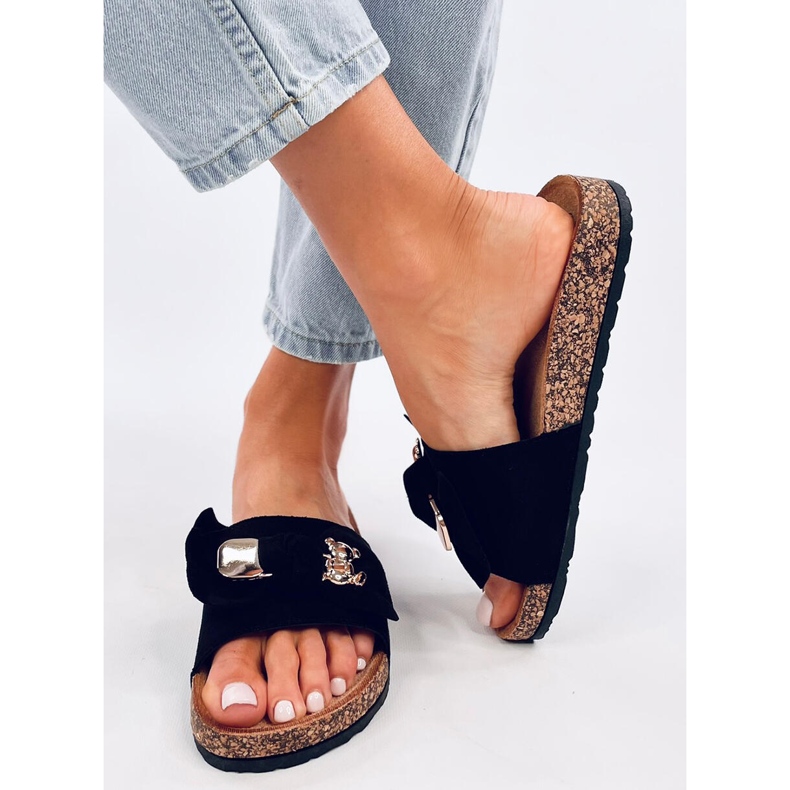 Luppar Svarta korktofflor med nallebjörn 2