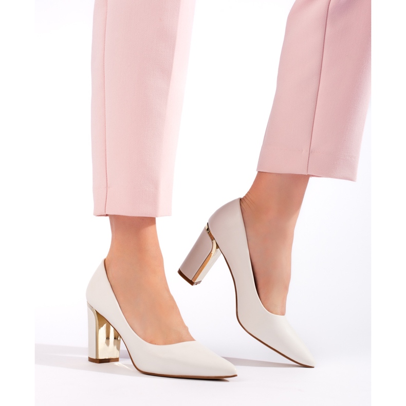 Vita högklackade pumps för kvinnor 1
