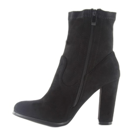 Höstklackat A921 svart 1