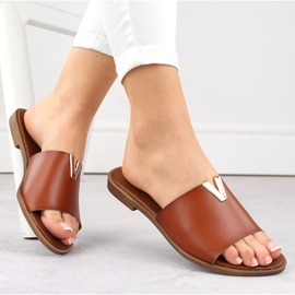 Bruna flipflops med låg klack för kvinnor eVento 7736 1