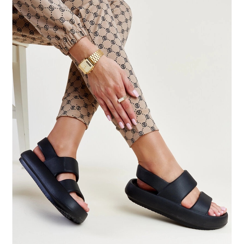 Svarta Attiana sandaler 1