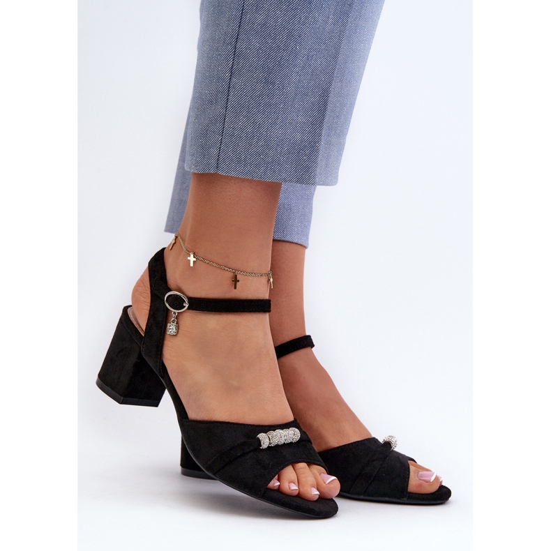 Vinceza Damsandaler i ekomocka på hög klack med dekorationer, svart Narhi 2