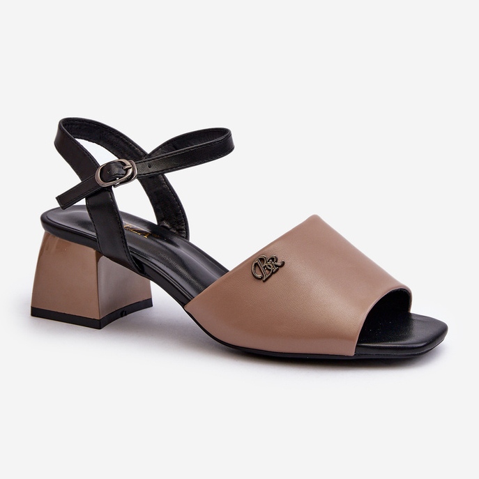 Vinceza Eleganta damsandaler gjorda av ekologiskt läder på block, Beige Vattima 1