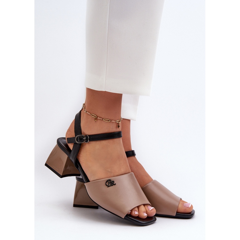 Vinceza Eleganta damsandaler gjorda av ekologiskt läder på block, Beige Vattima 2