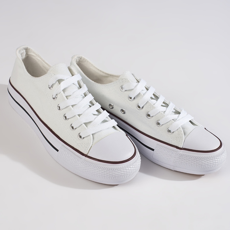 Kvinnors vita sneakers på plattformen 1