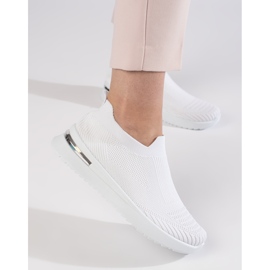 Vita slip-on sportskor 1
