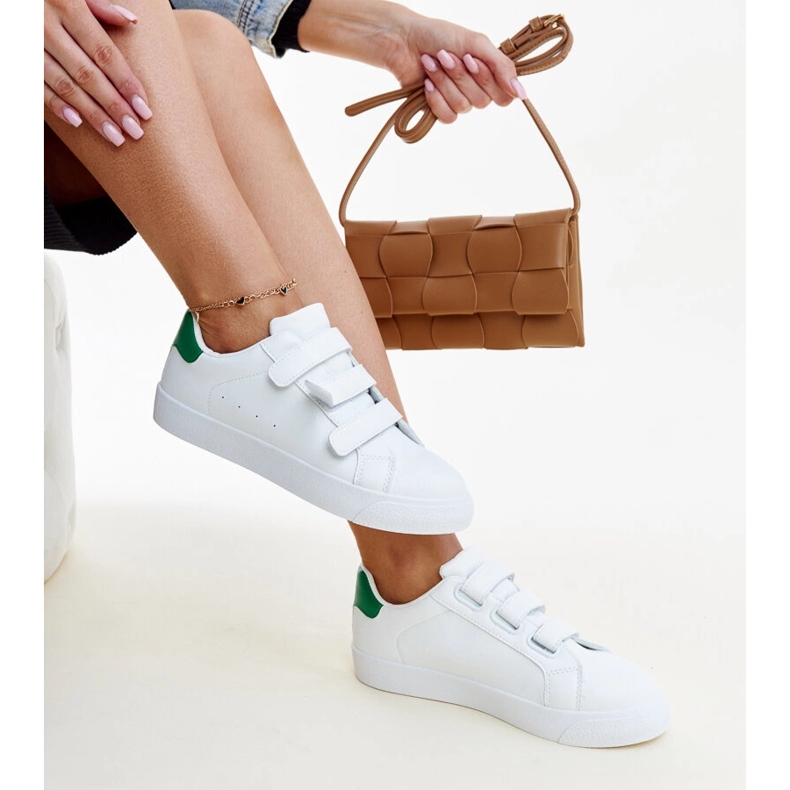Vita och gröna Samala kardborresneakers 1
