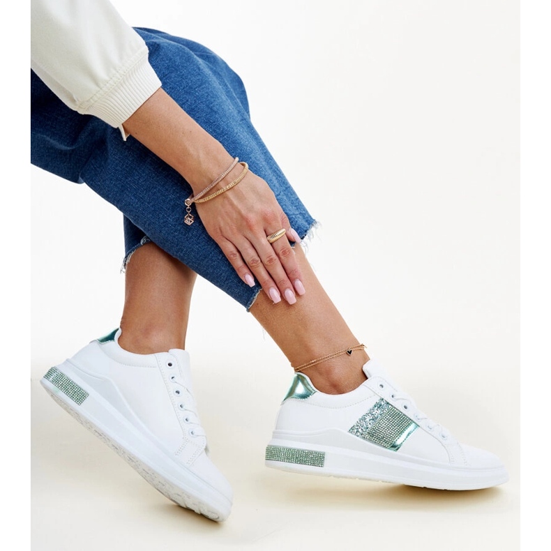 Vita och gröna Giulia sneakers med strass 1