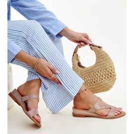 Rosa tofflor med låg kil från Asker 1