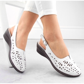 Skinnbekväma damsandaler genombruna, vita, T.Sokolski L24-27 1