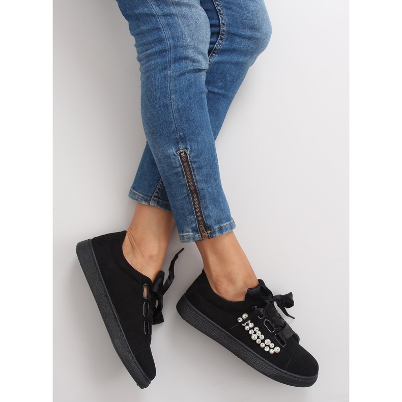 Sneakers With Pearls Black H99-11 Black svart 1