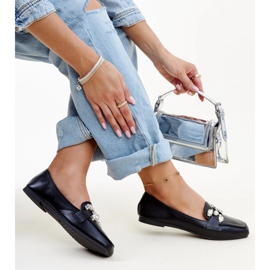 Svarta mockasiner med zirkonium Mali-spänne 1