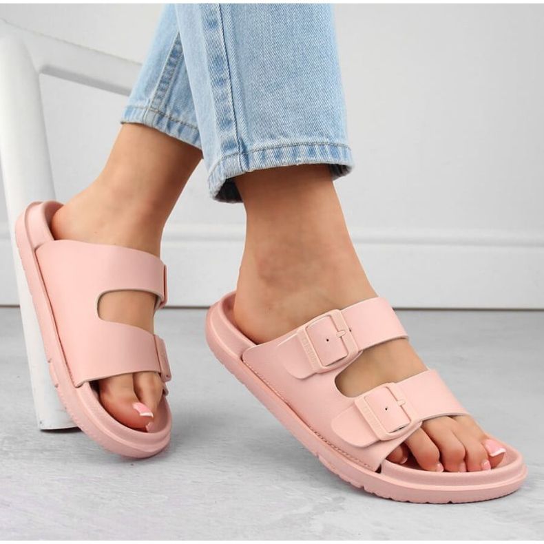 Big Star INT2004D nakenfoam flipflops med spännen 1