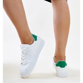 Vita och gröna Akila sneakers 5