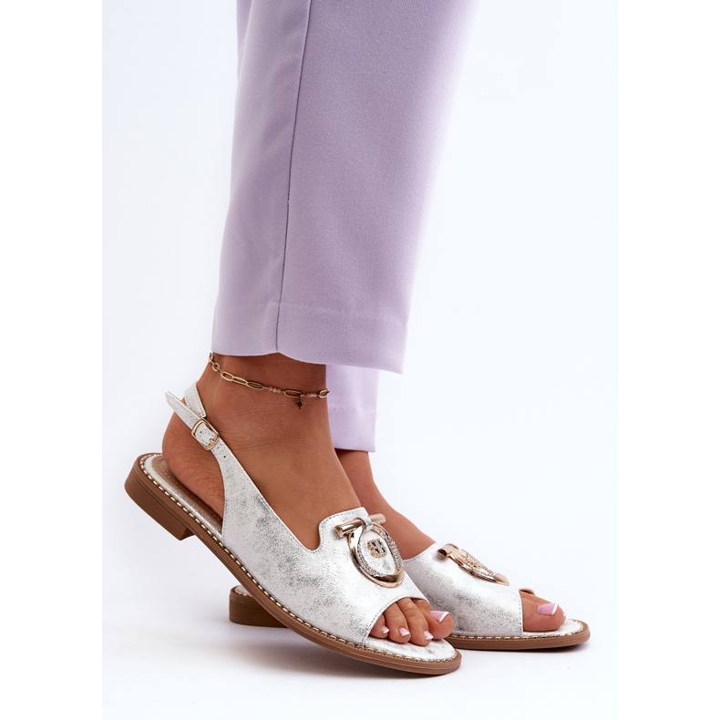 Eleganta damsandaler med gulddekor på platta klackar, silver S.Barski KV27-053 silver- 2