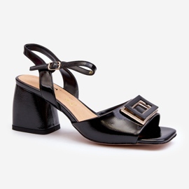 S.Barski Eleganta lacksandaler med dekoration Svart D&amp;A MR38-202 2