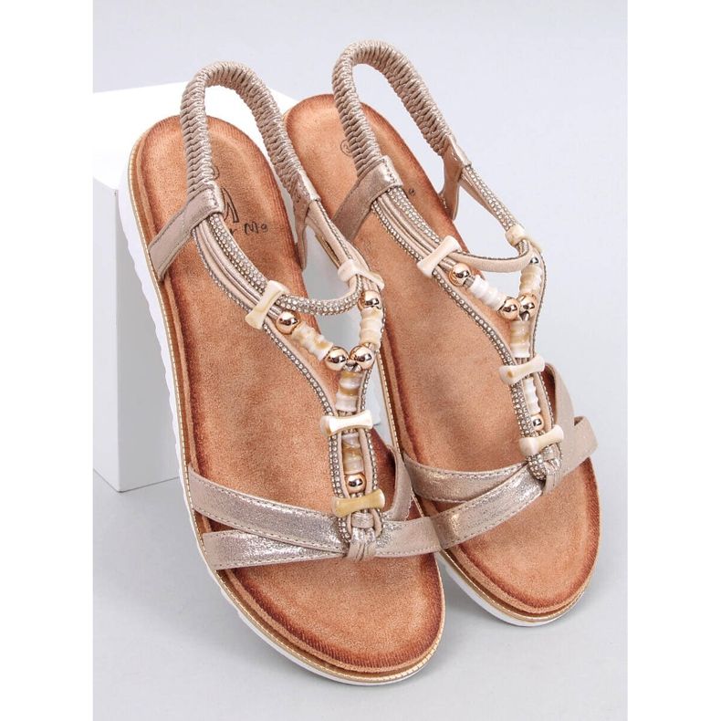 Montier Gold sandaler med pärlor gyllene 1