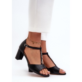 Damsandaler på hög klack med en dekorativ rem, ekologiskt läder, svart triavera 2