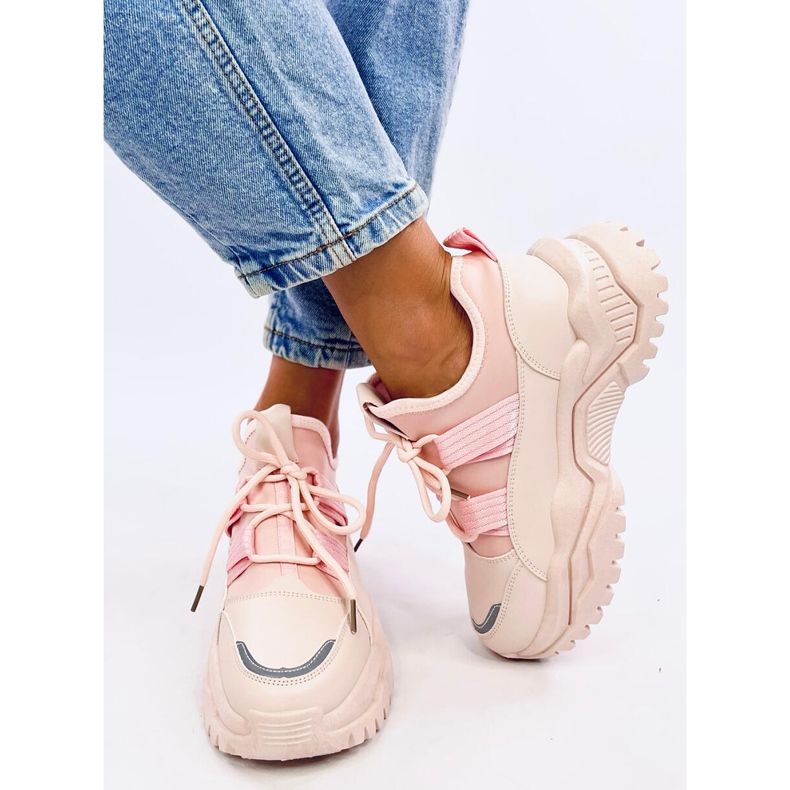 Aston Pink Trainers rosa 2