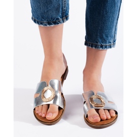 Platta silverflipflops för kvinnor 1