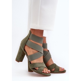 Högklackade damsandaler med remmar, grön Obissa 1